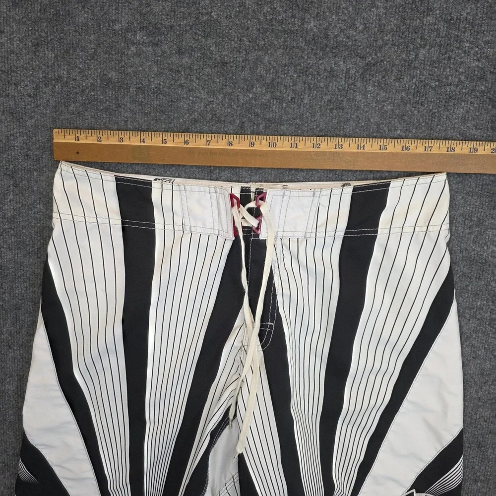 Vintage Billabong Andy Irons Rising Sun Pro Board Shorts Sz 36 White Black Surf